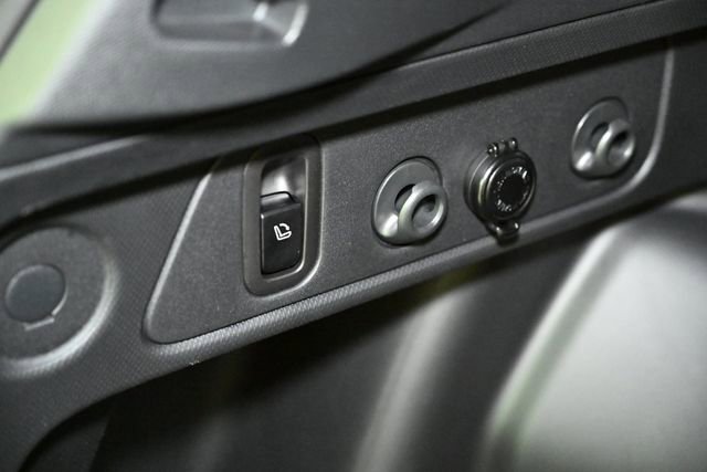 Used 2025 Subaru Forester Limited image 60