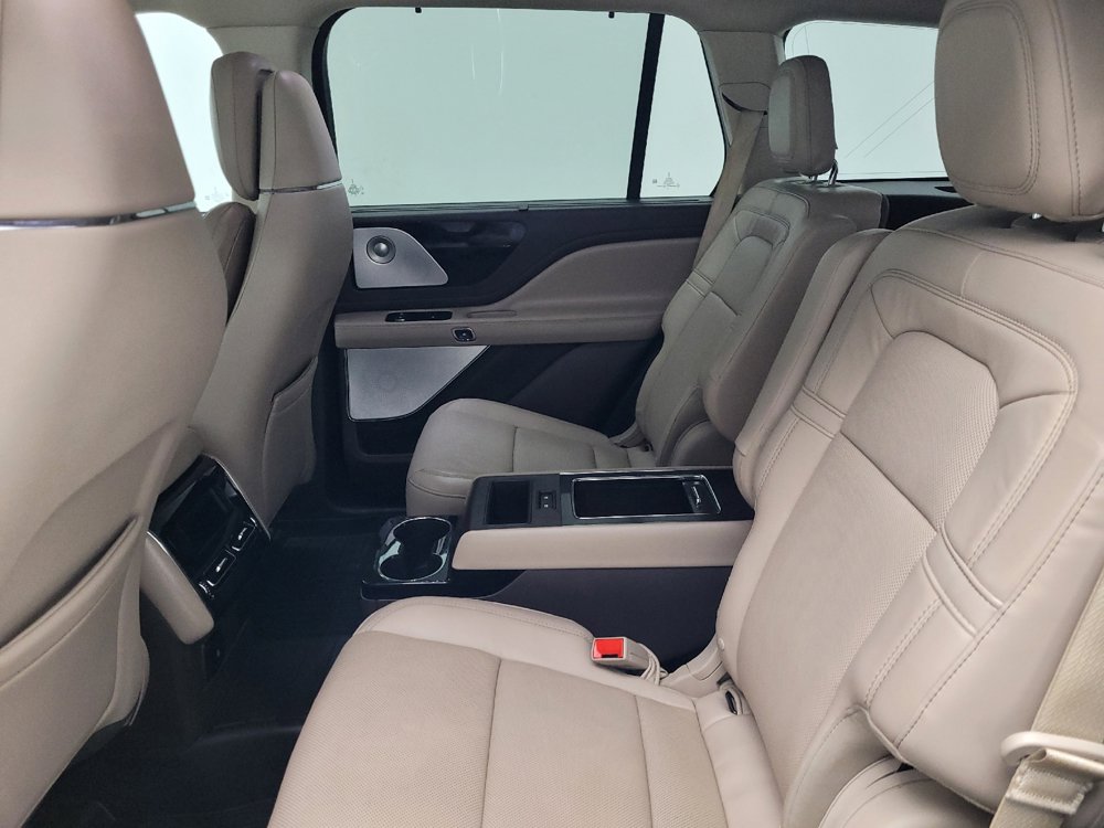 Used 2021 Lincoln Aviator Reserve w/ Equipment Group 201A AWD/4WD image 18