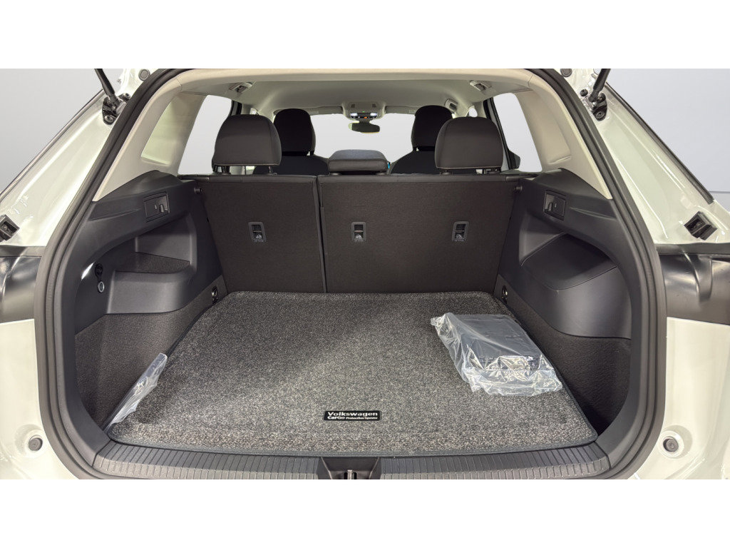 New 2026 Volkswagen Tiguan S FWD image 38