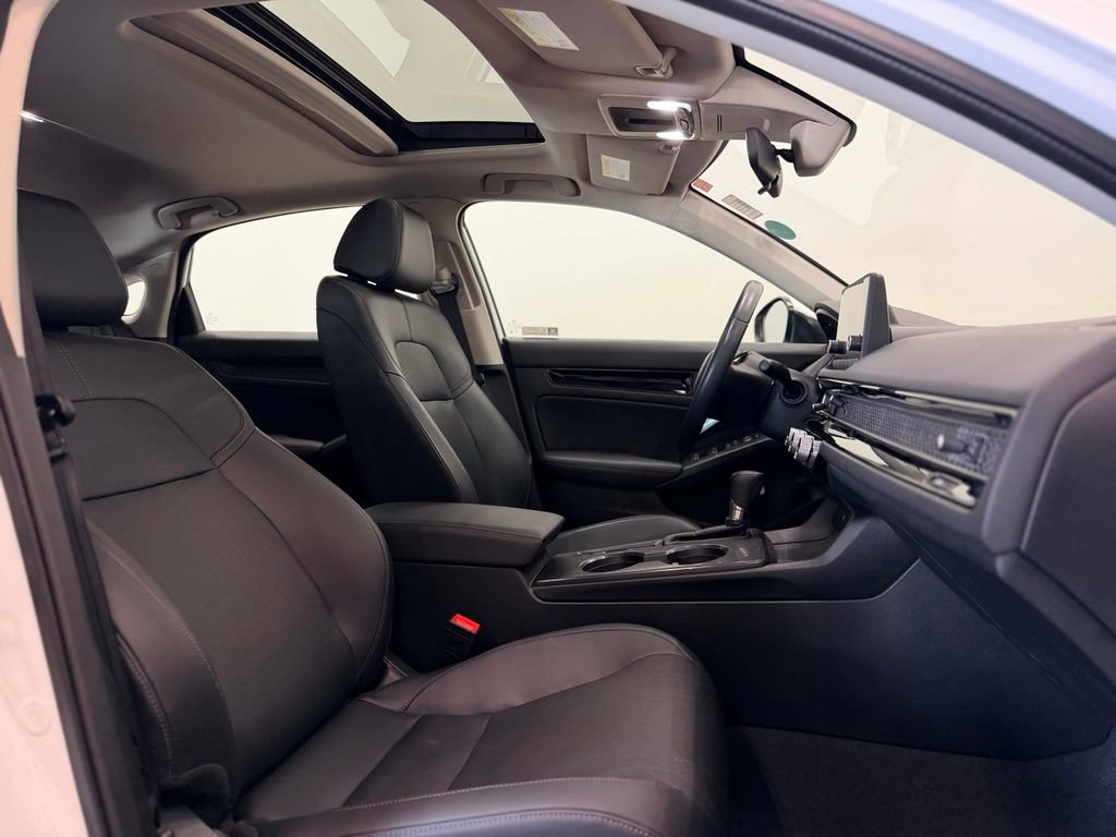 Used 2023 Honda Civic EX-L image 19
