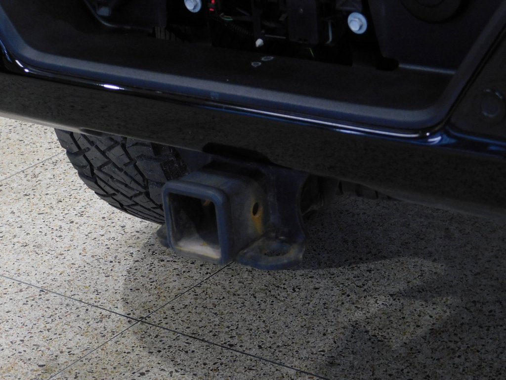 Used 2024 GMC Sierra 2500 Denali w/ Denali Reserve Package image 90