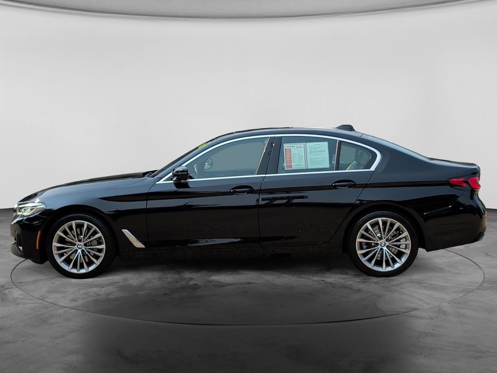 Used 2023 BMW 530i xDrive w/ Convenience Package AWD/4WD image 4