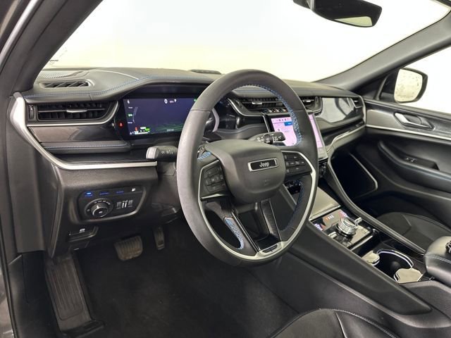 Used 2022 Jeep Grand Cherokee Trailhawk AWD/4WD image 13