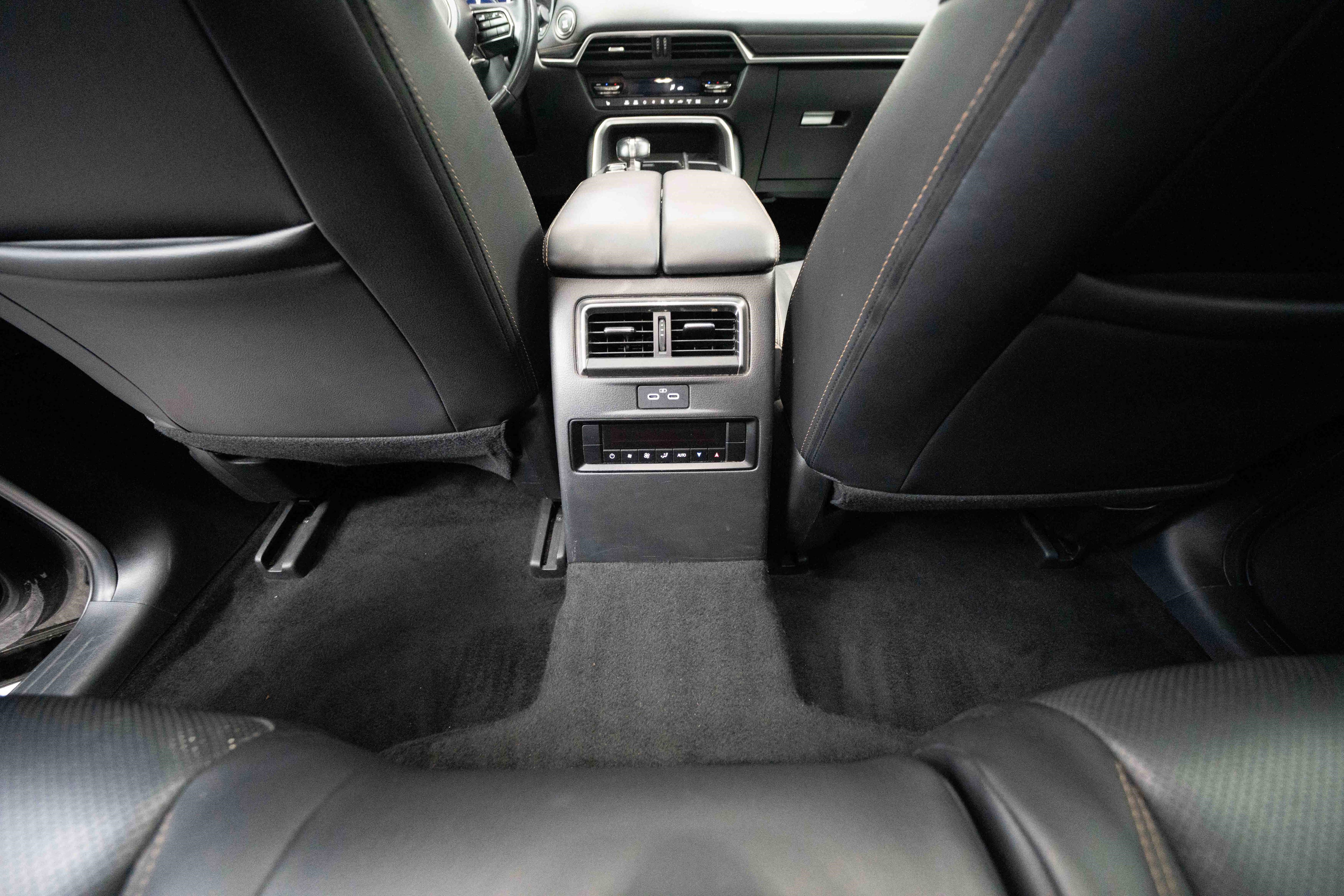 Used 2024 MAZDA CX-90 3.3 Turbo w/ Preferred Plus image 22