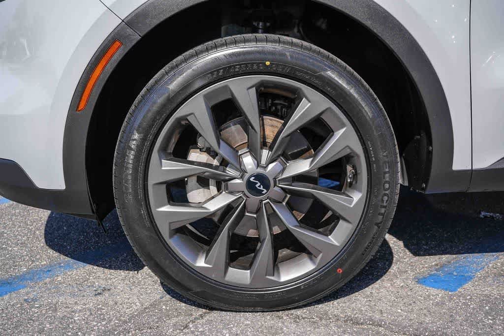 Certified 2023 Kia Sorento SX Prestige AWD/4WD image 11