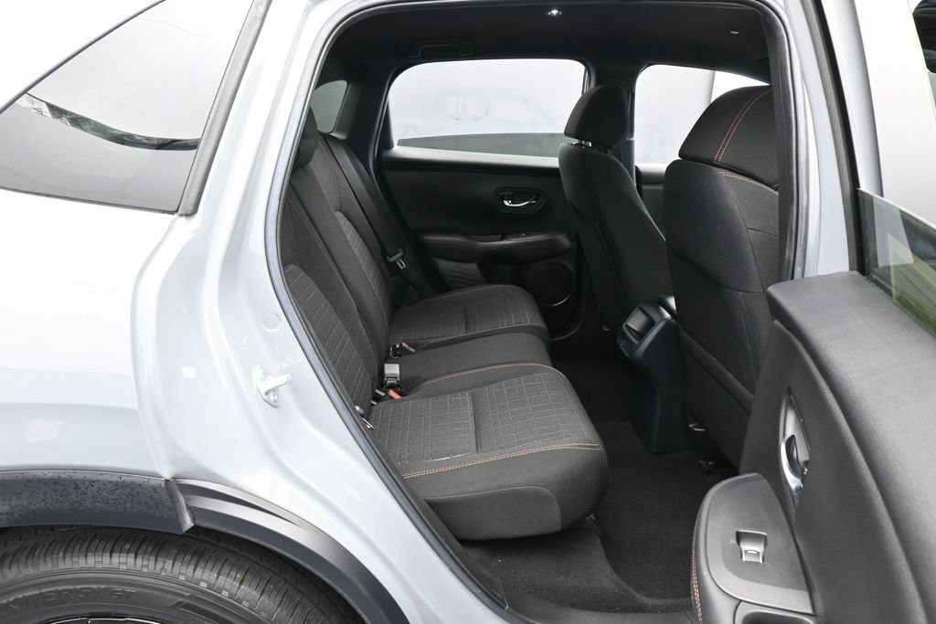 Used 2024 Honda HR-V Sport image 36