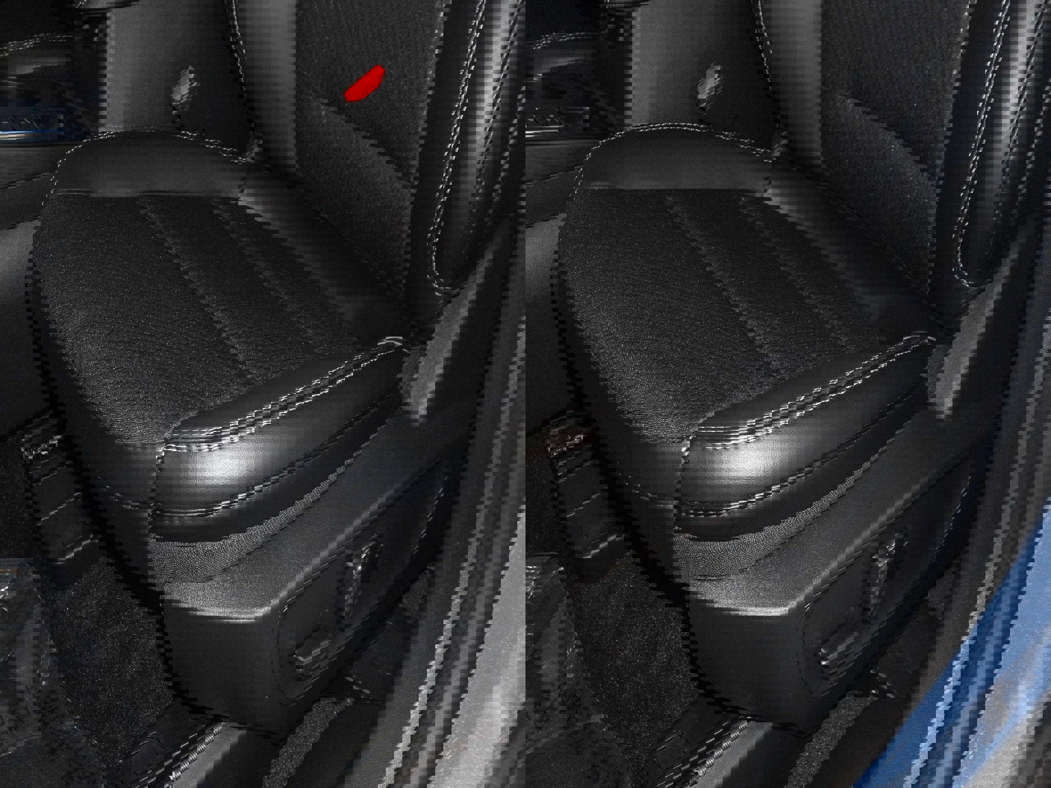 New 2025 Ford Escape SE w/ Class II Trailer Tow Package image 24