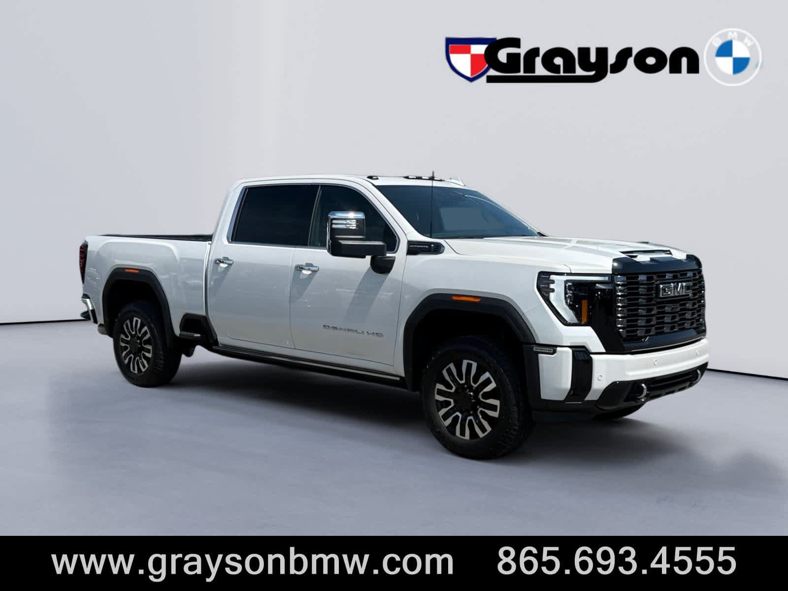 Used 2025 GMC Sierra 2500 Denali Ultimate AWD/4WD image 1