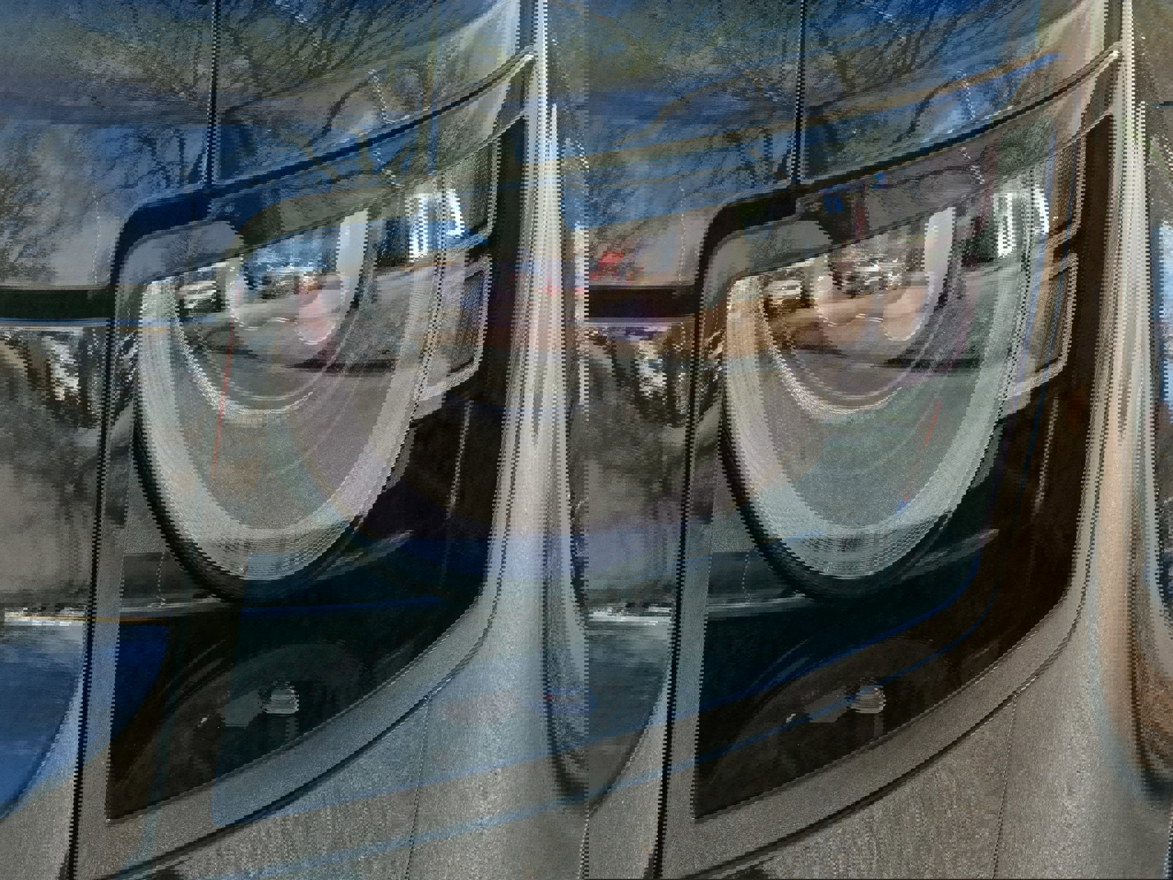 Certified 2024 Land Rover Defender 110 V8 image 31