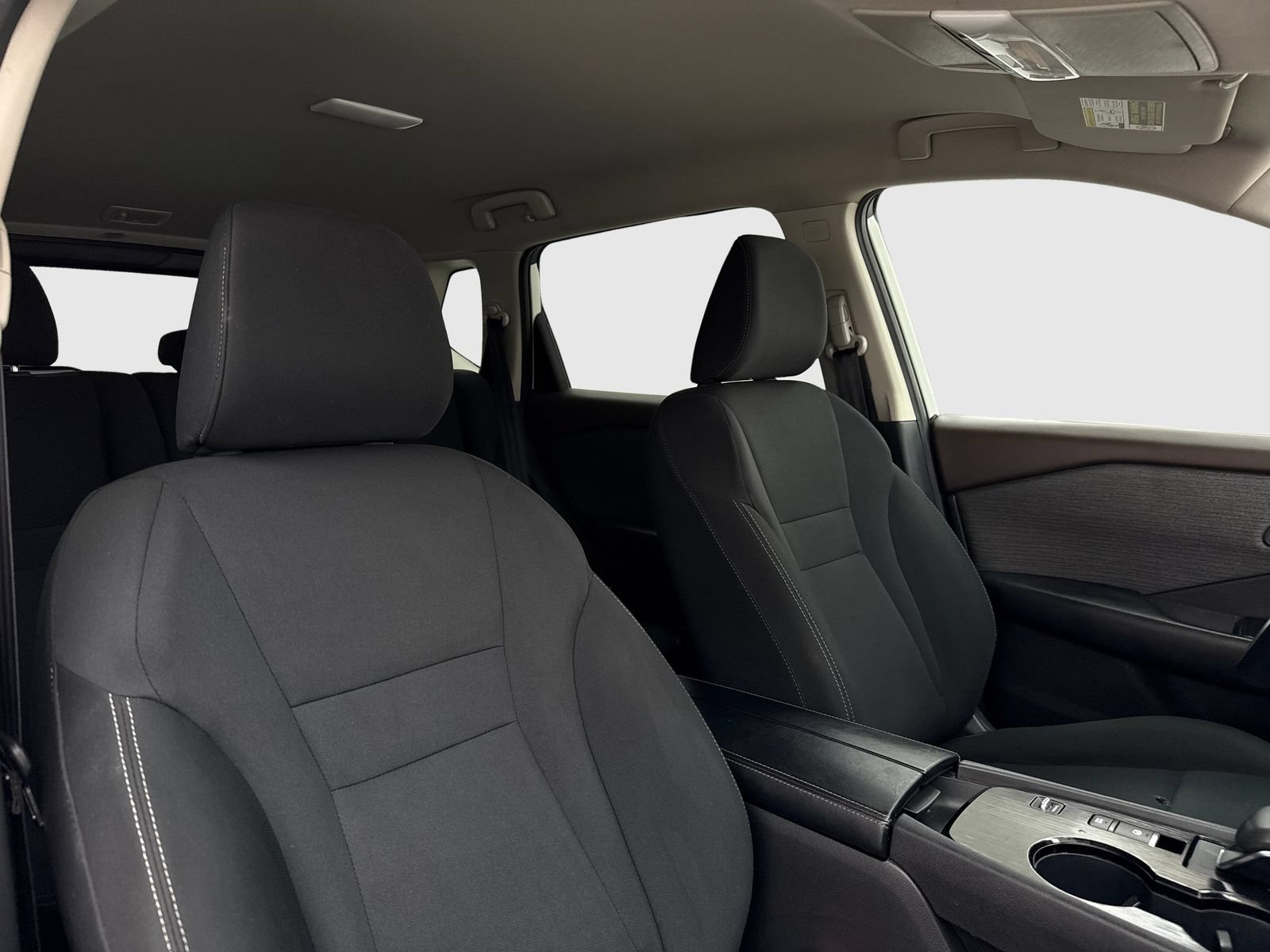 Used 2023 Nissan Rogue S FWD image 39