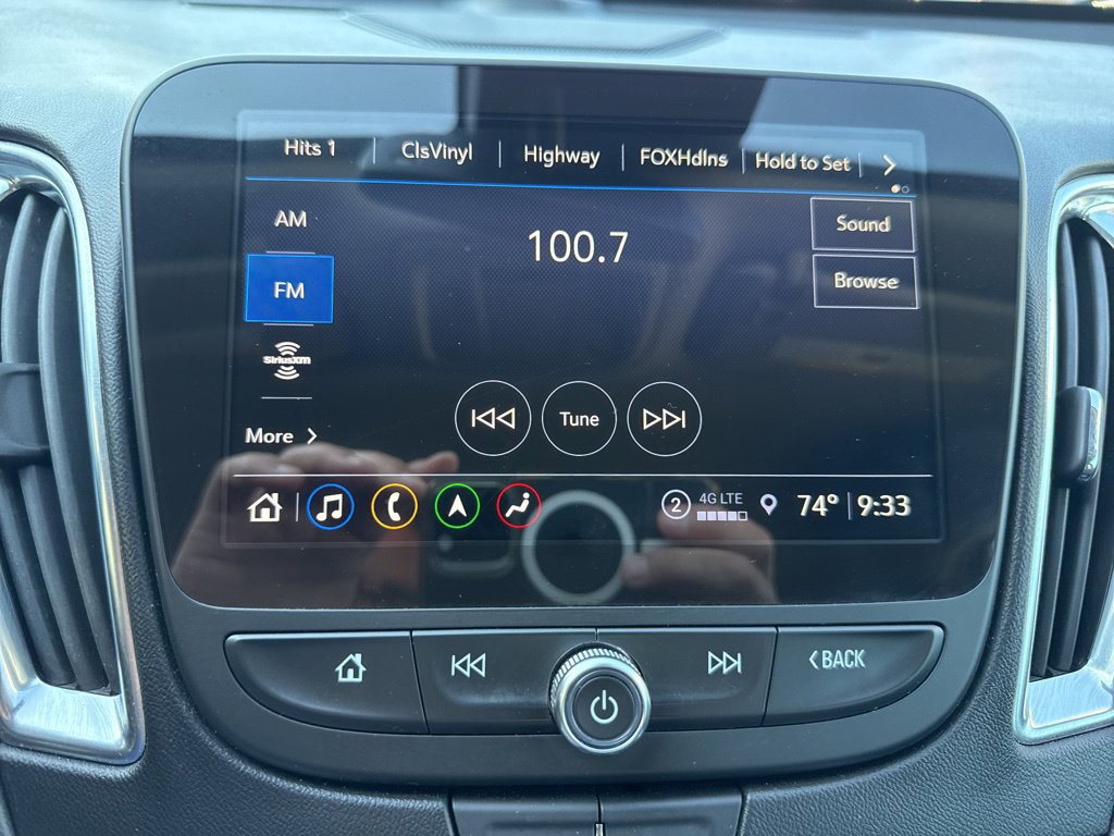 Used 2024 Chevrolet Malibu LT FWD image 15