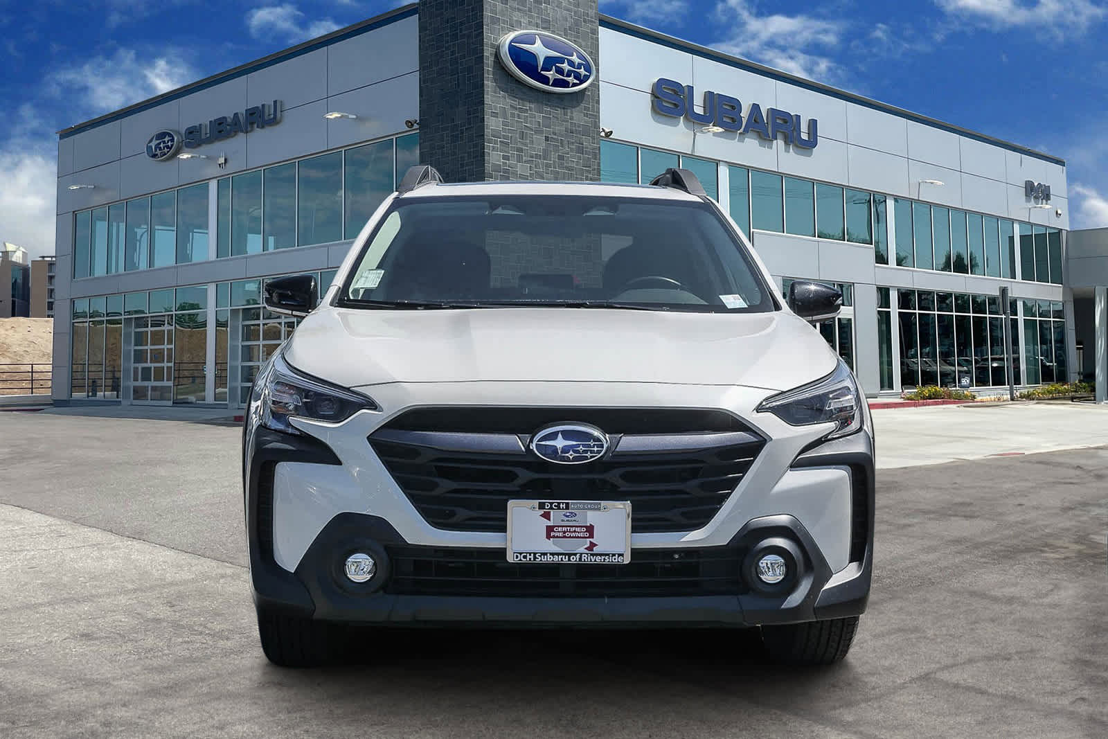 Used 2024 Subaru Outback Premium AWD/4WD image 2