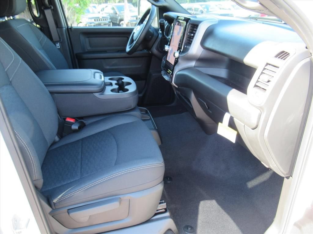New 2026 RAM 3500 Tradesman AWD/4WD image 12