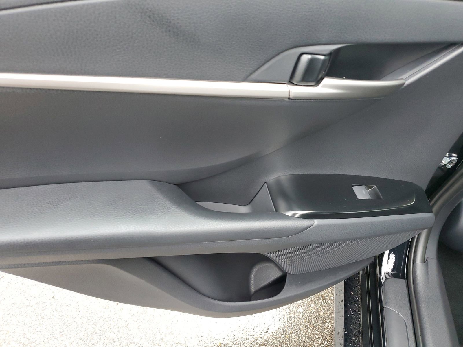 Used 2026 Toyota Camry LE w/ Convenience Package image 16