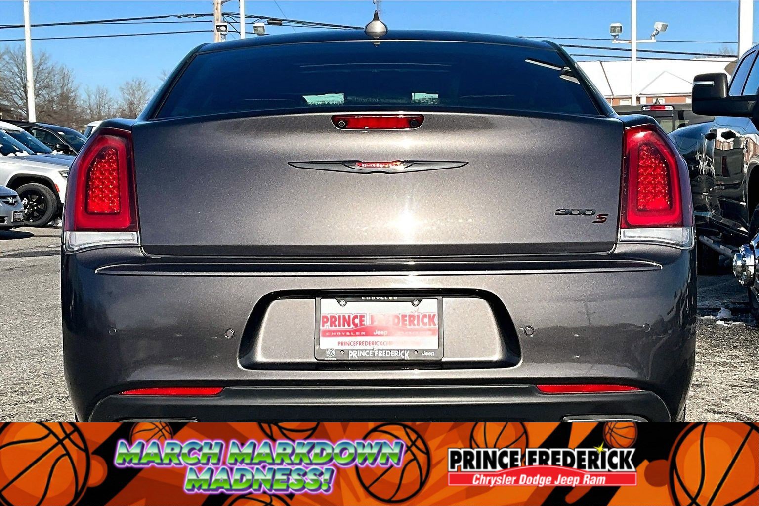 Used 2022 Chrysler 300 S image 4