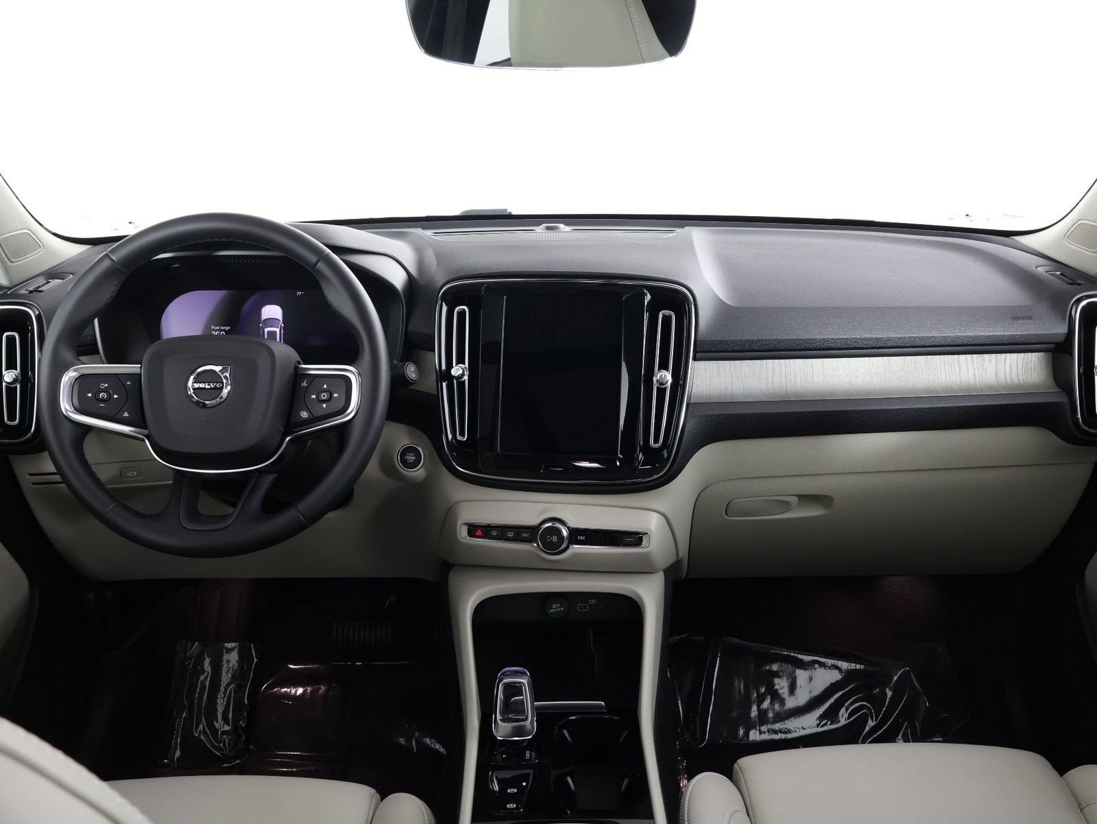 Used 2023 Volvo XC40 B5 Plus w/ Protection Package Premier AWD/4WD image 7