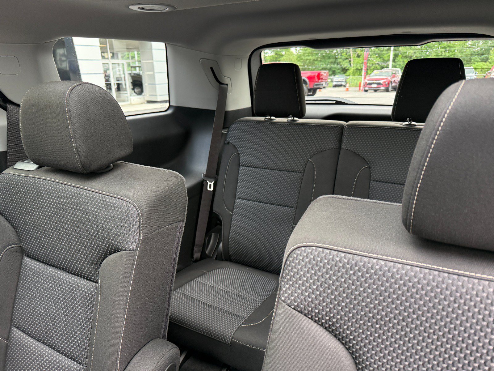 Certified 2023 GMC Acadia SLE w/ Driver Convenience Package AWD/4WD image 18