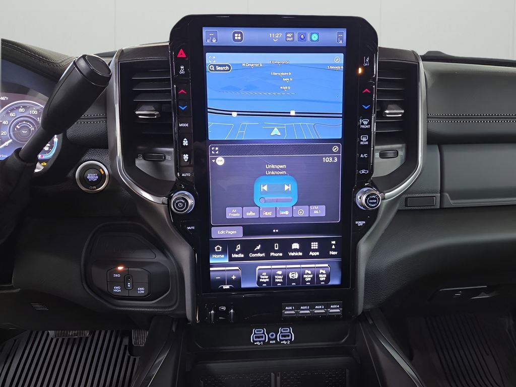 New 2026 RAM 2500 Laramie AWD/4WD image 16