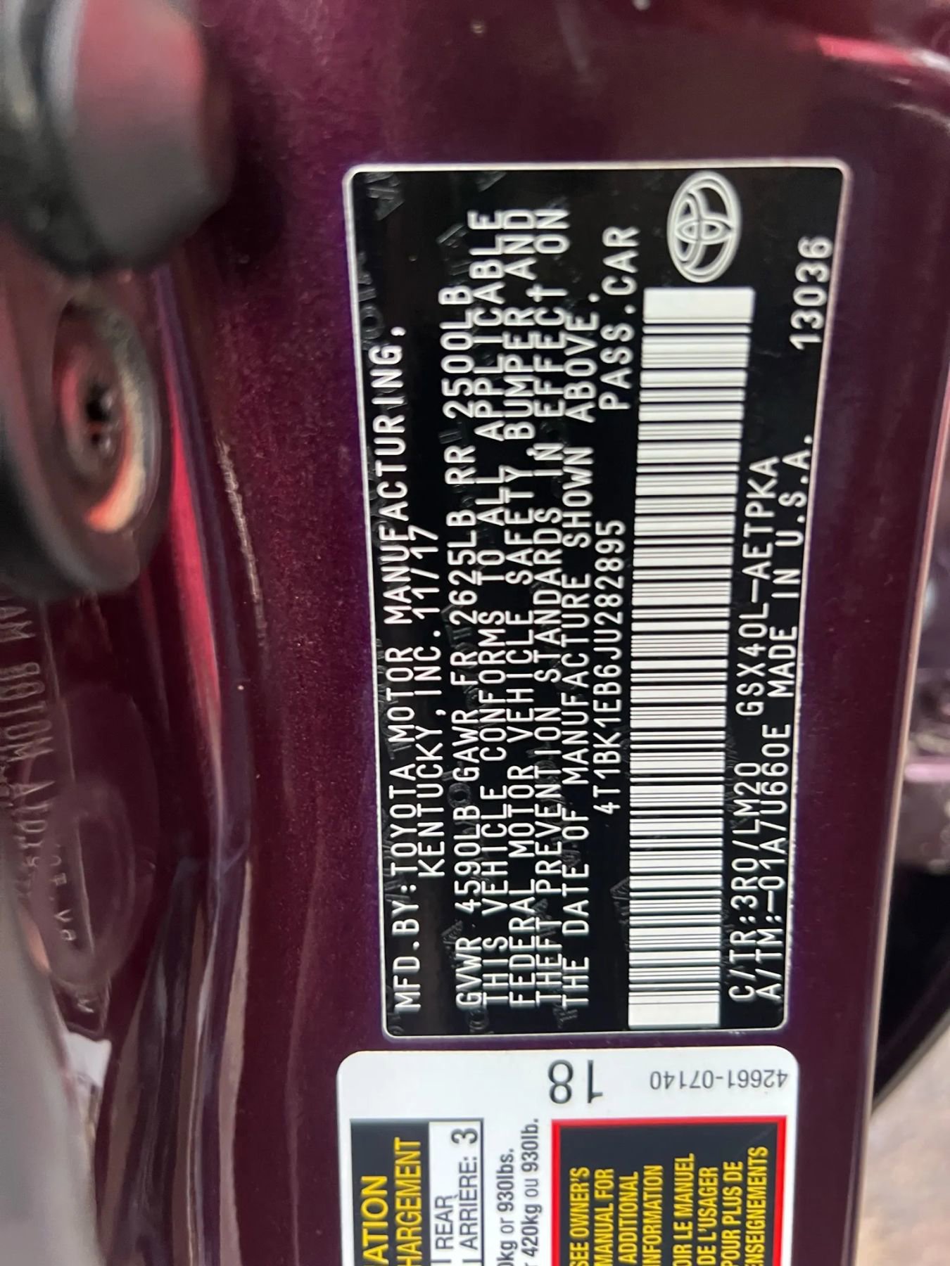 Used 2018 Toyota Avalon Limited image 23