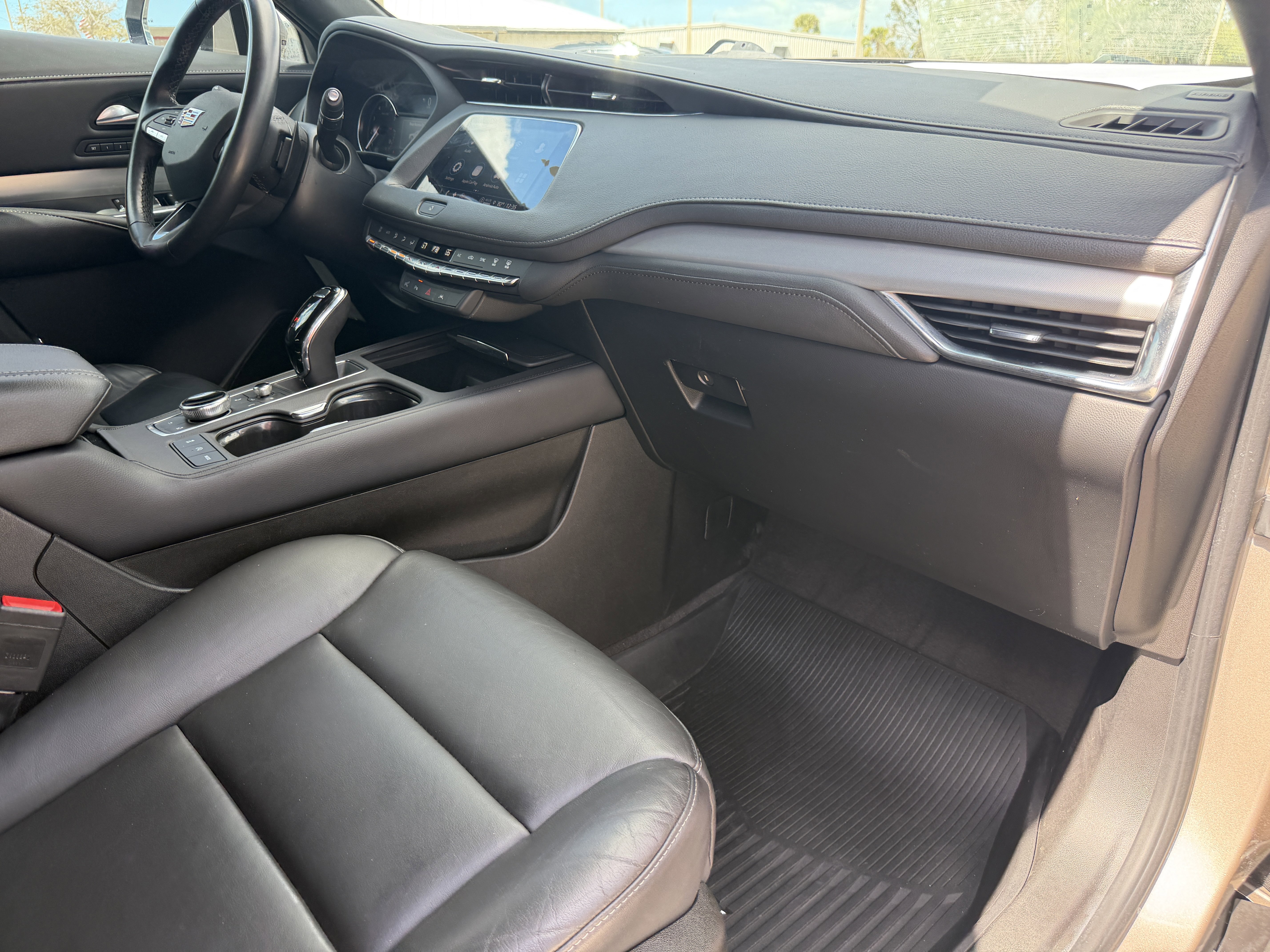 Certified 2023 Cadillac XT4 Premium Luxury w/ Enhanced Visibility Package FWD image 12