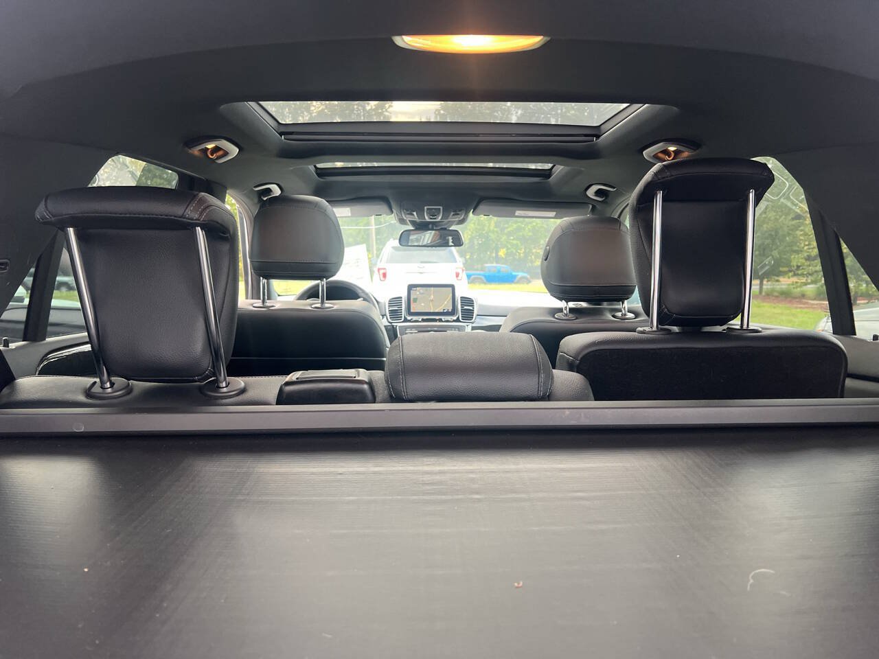 Used 2019 Mercedes-Benz GLE 400 4MATIC image 19