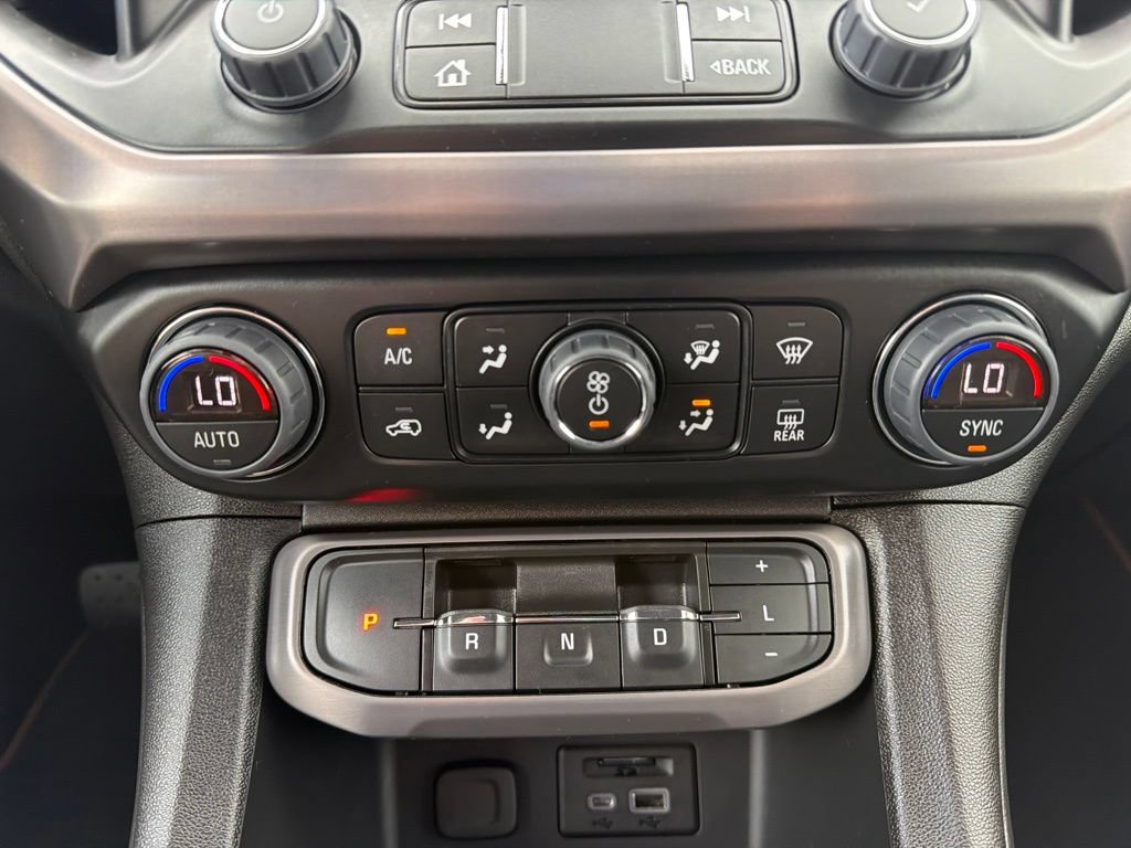 Used 2023 GMC Acadia AT4 AWD/4WD image 26