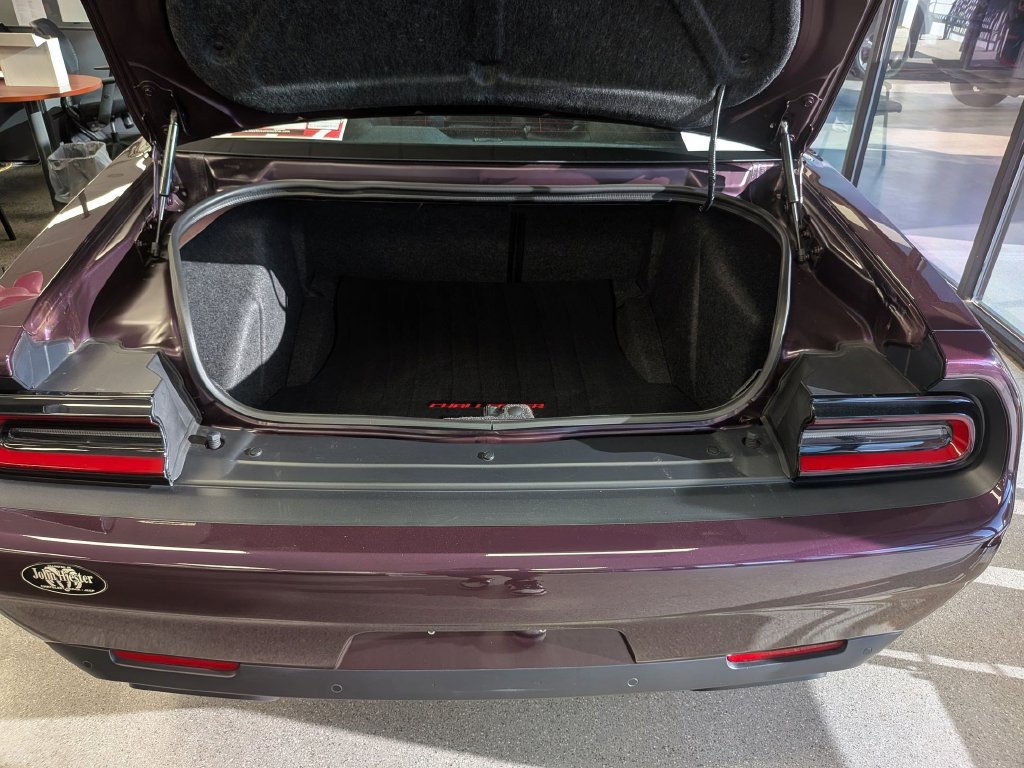 Used 2022 Dodge Challenger SRT Hellcat Redeye RWD image 28