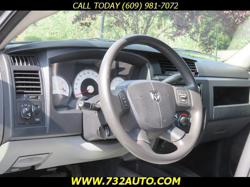 Used 2011 Dodge Dakota Big Horn image 27
