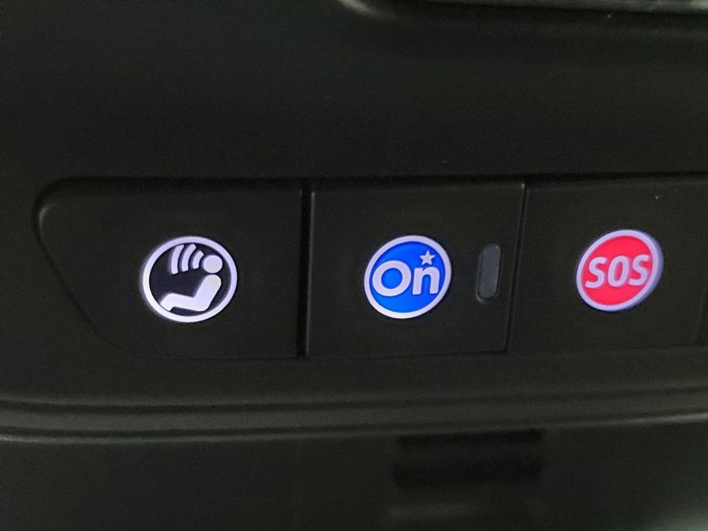 Used 2025 Buick Enclave Preferred image 17