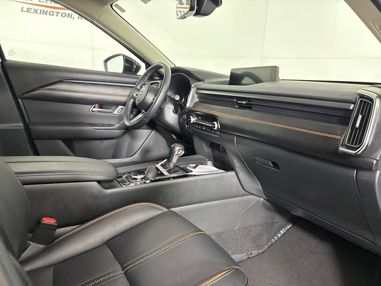 Used 2025 MAZDA CX-50 AWD 2.5 S w/ Premium Plus Pkg image 32