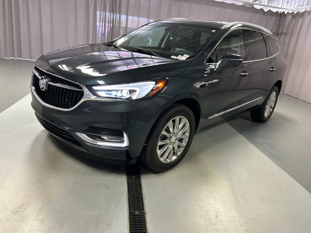 Used 2021 Buick Enclave Premium w/ Sun and Sites Package AWD/4WD image 3