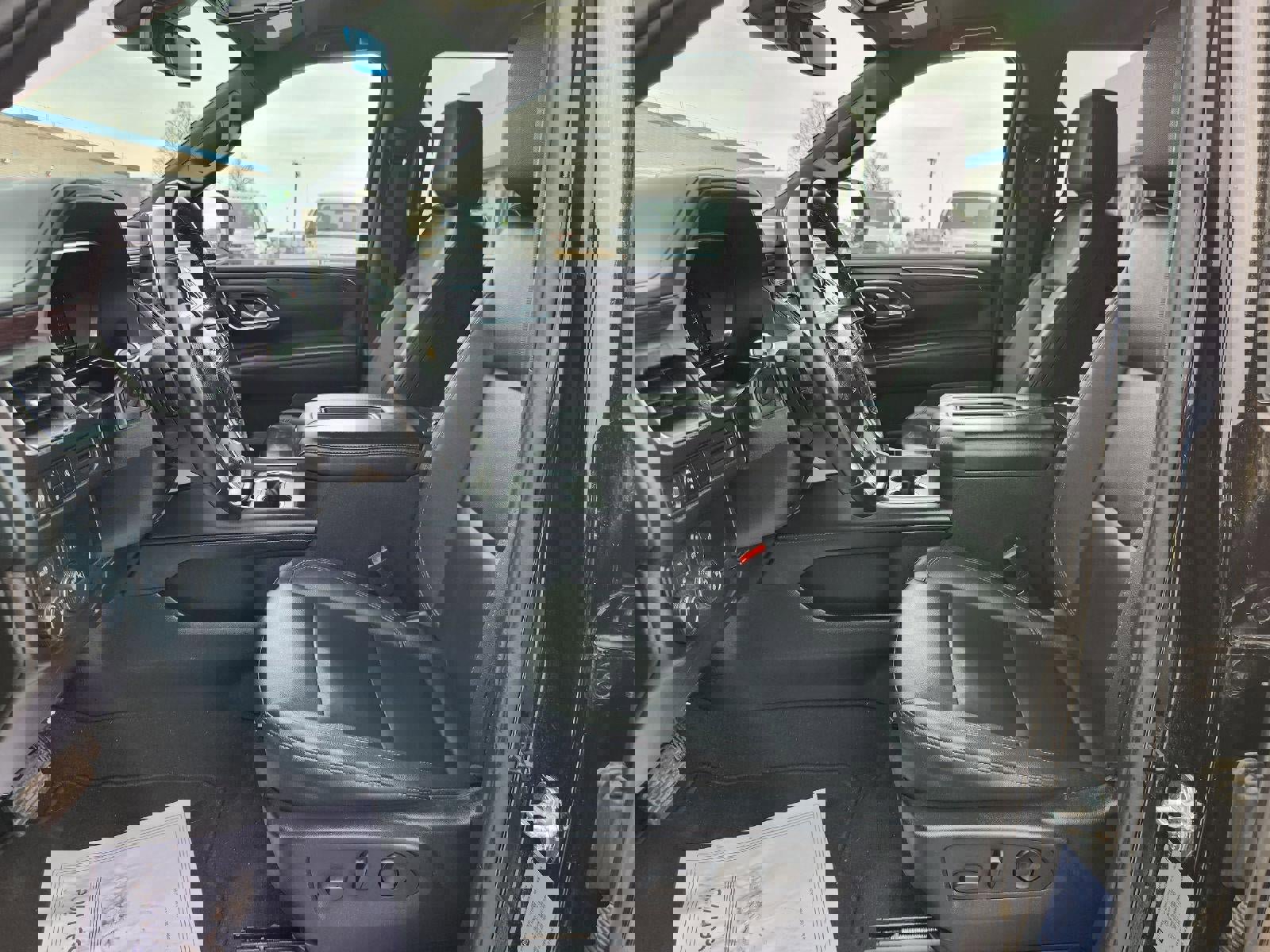 Used 2024 Chevrolet Tahoe LT image 20