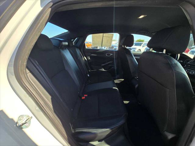 Used 2022 Honda Civic Sport image 12