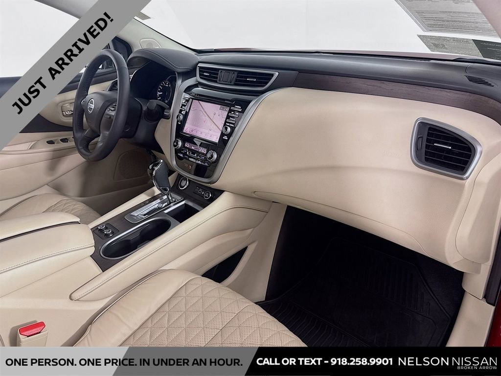 Certified 2019 Nissan Murano Platinum w/ Cargo Package image 31