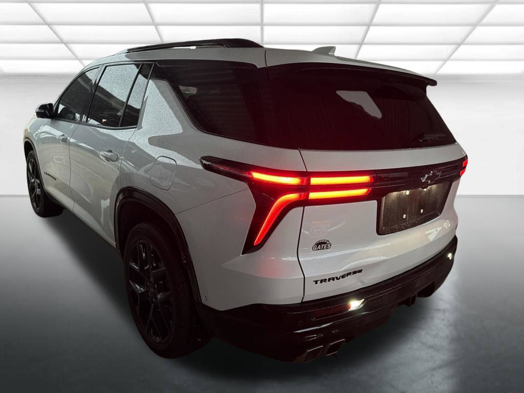 Used 2024 Chevrolet Traverse RS FWD image 4