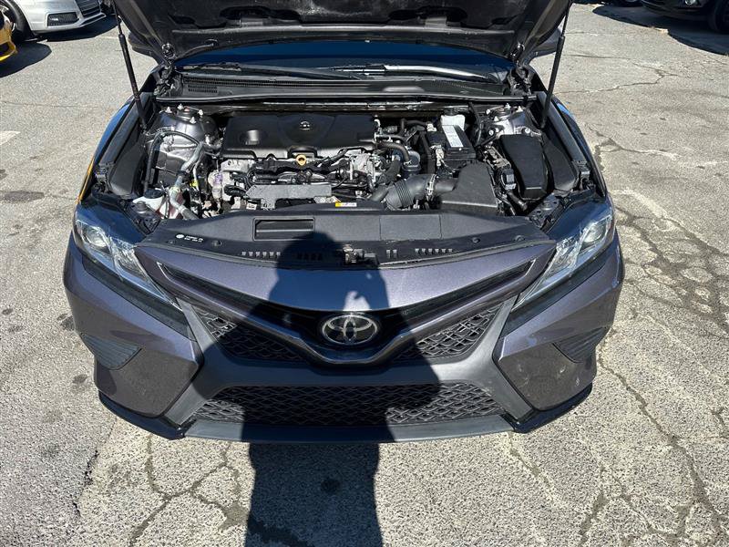 Used 2019 Toyota Camry SE FWD image 11