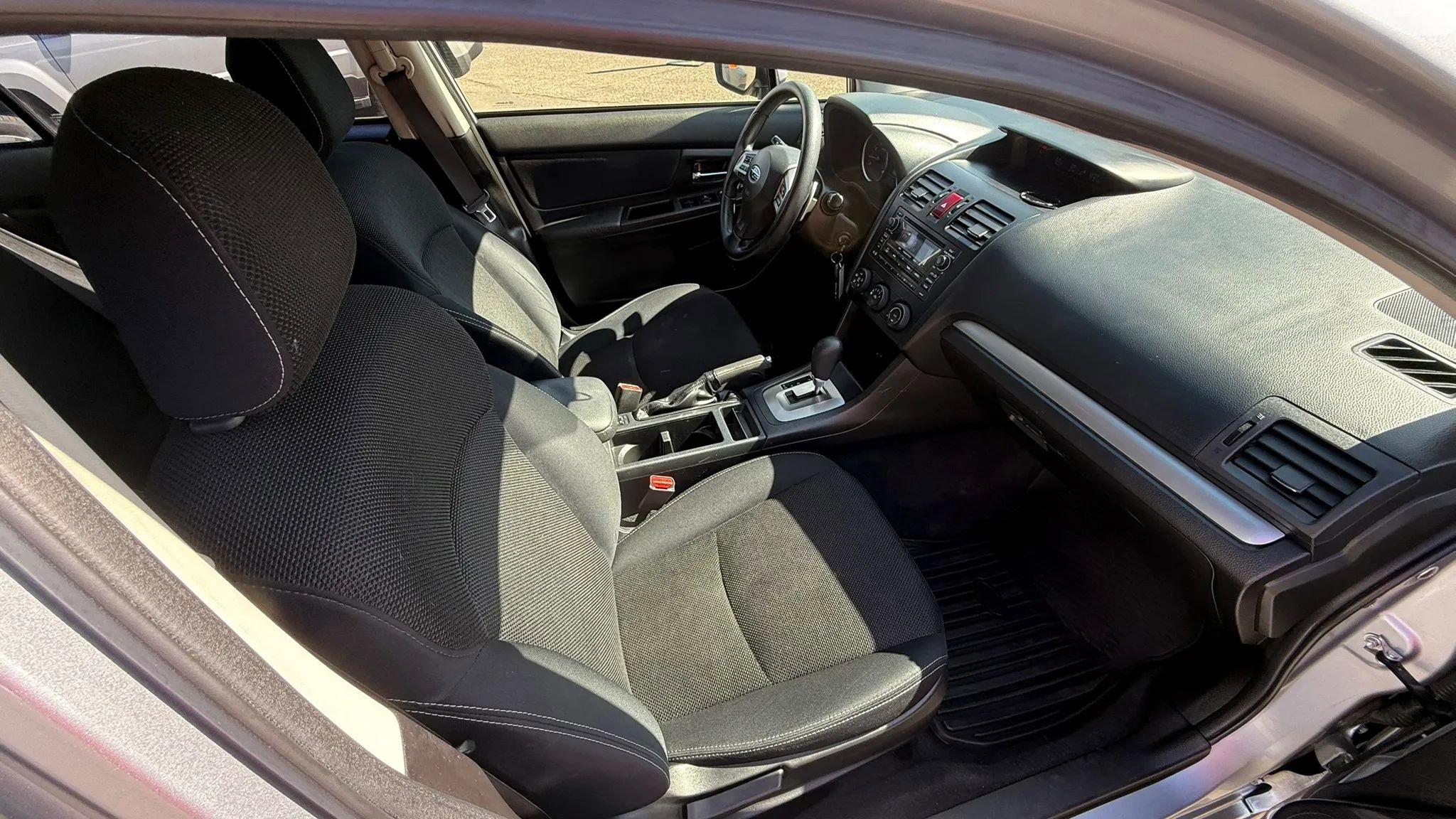 Used 2014 Subaru Crosstrek 2.0i Premium w/ Popular Package #2 image 31