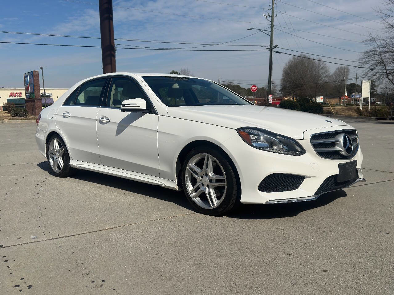 Used 2014 Mercedes-Benz E 350 4MATIC Sedan image 3