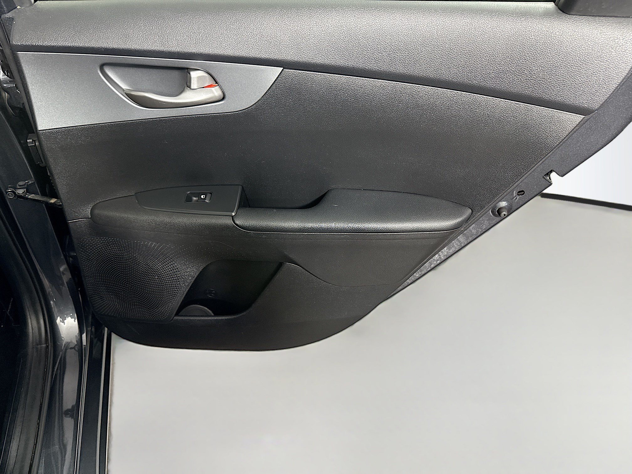 Used 2021 Kia Forte LXS FWD image 27