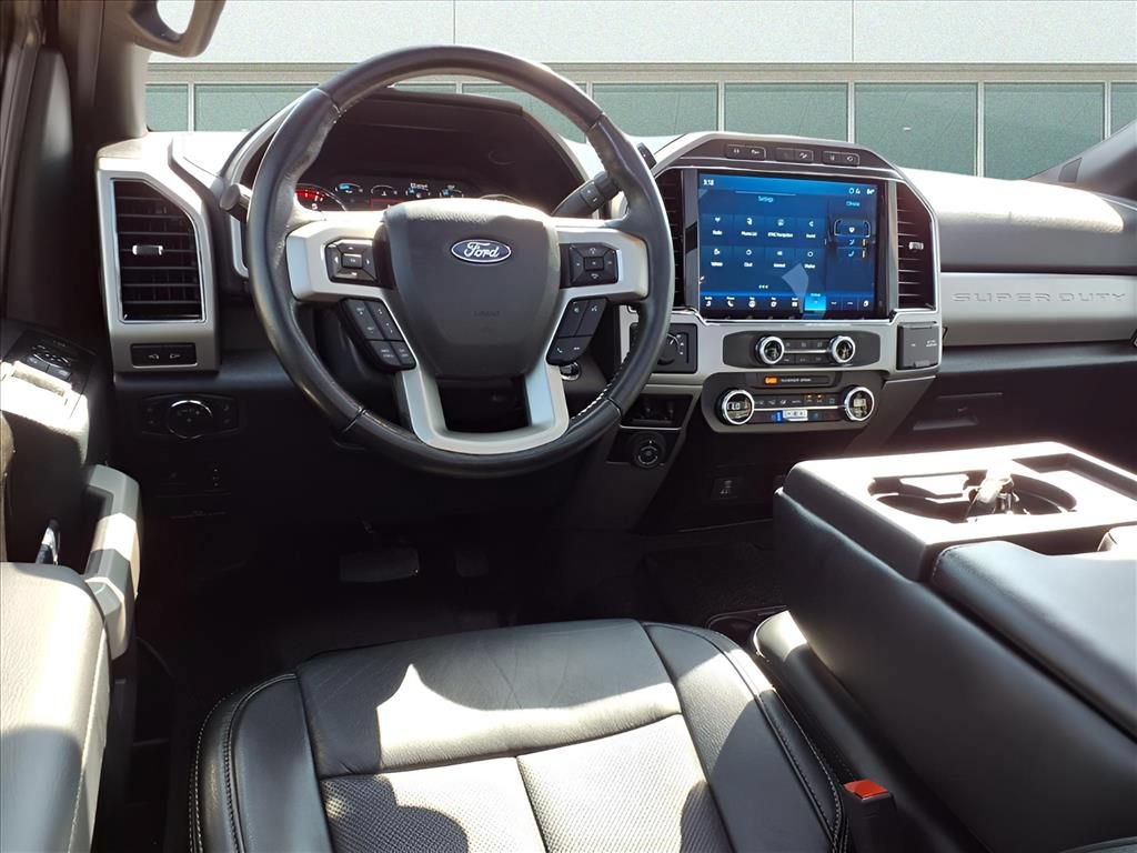 Used 2022 Ford F450 Lariat w/ Lariat Ultimate Package AWD/4WD image 3