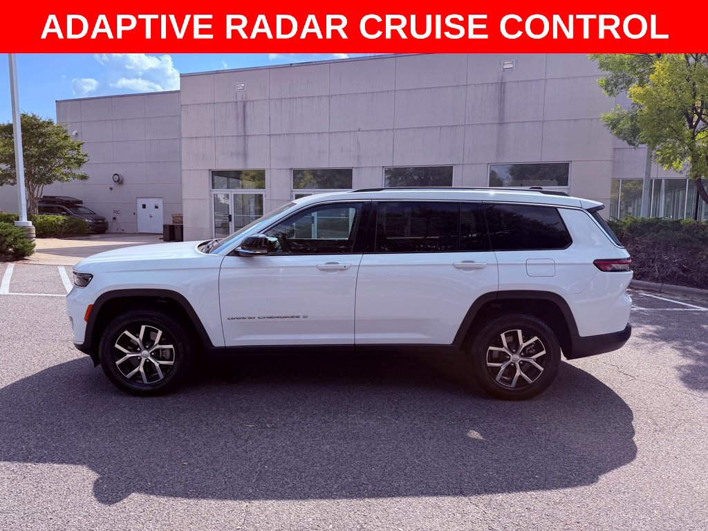 Used 2023 Jeep Grand Cherokee L Limited AWD/4WD image 4