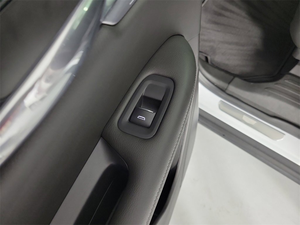 Certified 2023 Cadillac XT6 Premium Luxury image 15