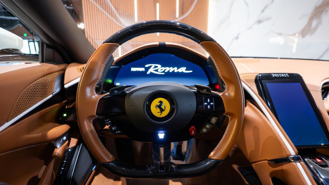 Used 2023 Ferrari Roma RWD image 12