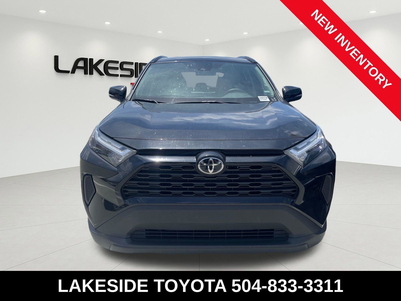 Used 2025 Toyota RAV4 XLE FWD image 6