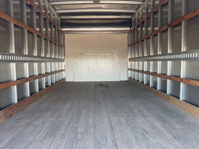 Used 2022 Ford E-450 and Econoline 450 Super Duty RWD image 15