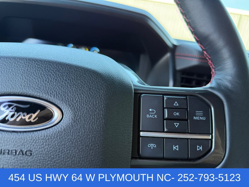 Used 2023 Ford Expedition Limited AWD/4WD image 23