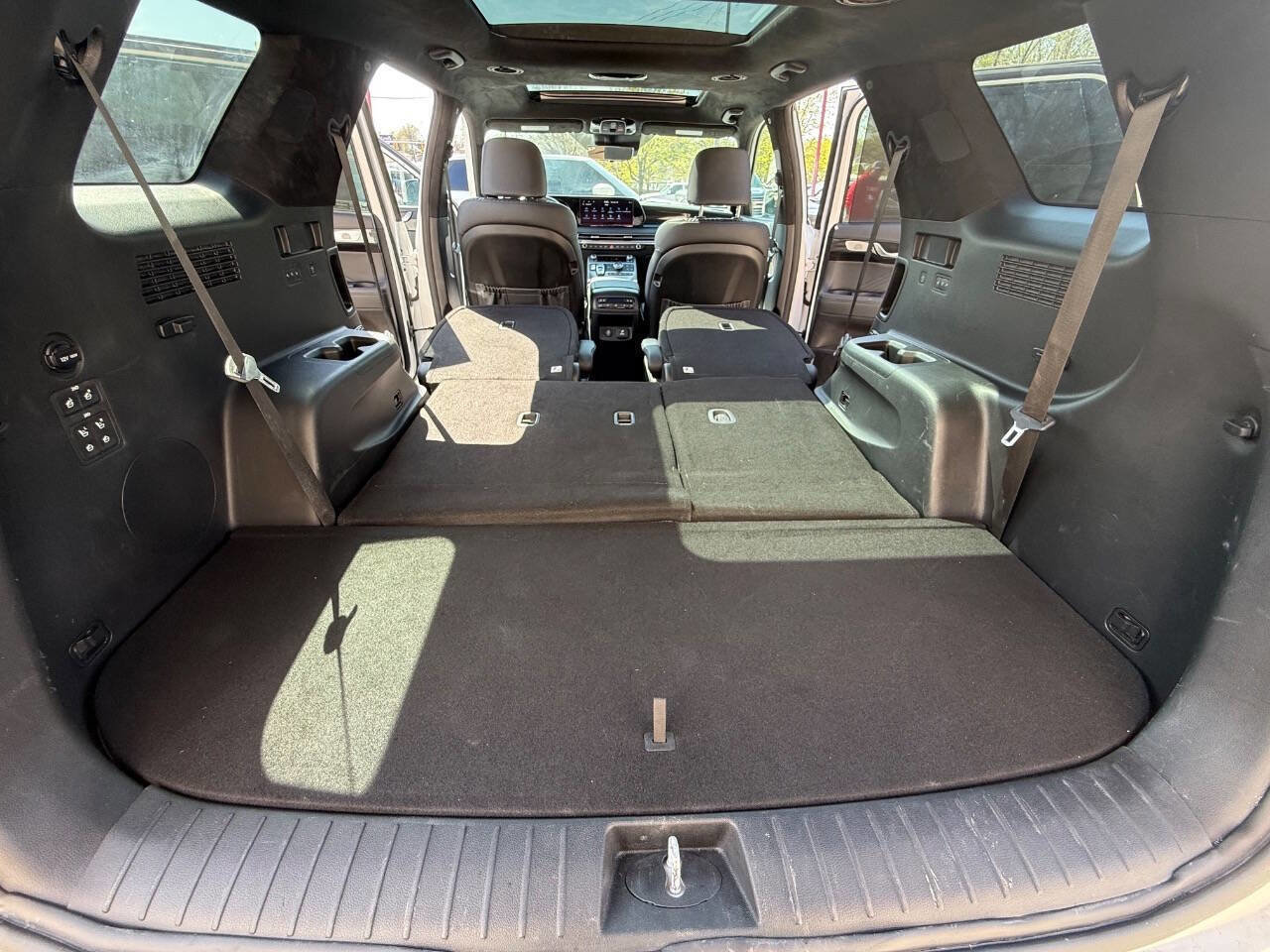 Used 2024 Hyundai Palisade Calligraphy image 22