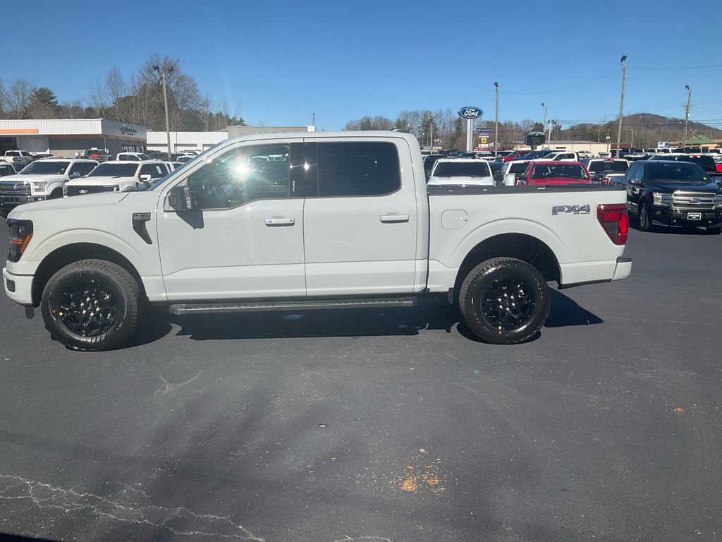 New 2026 Ford F150 XLT w/ Equipment Group 302A MID image 8