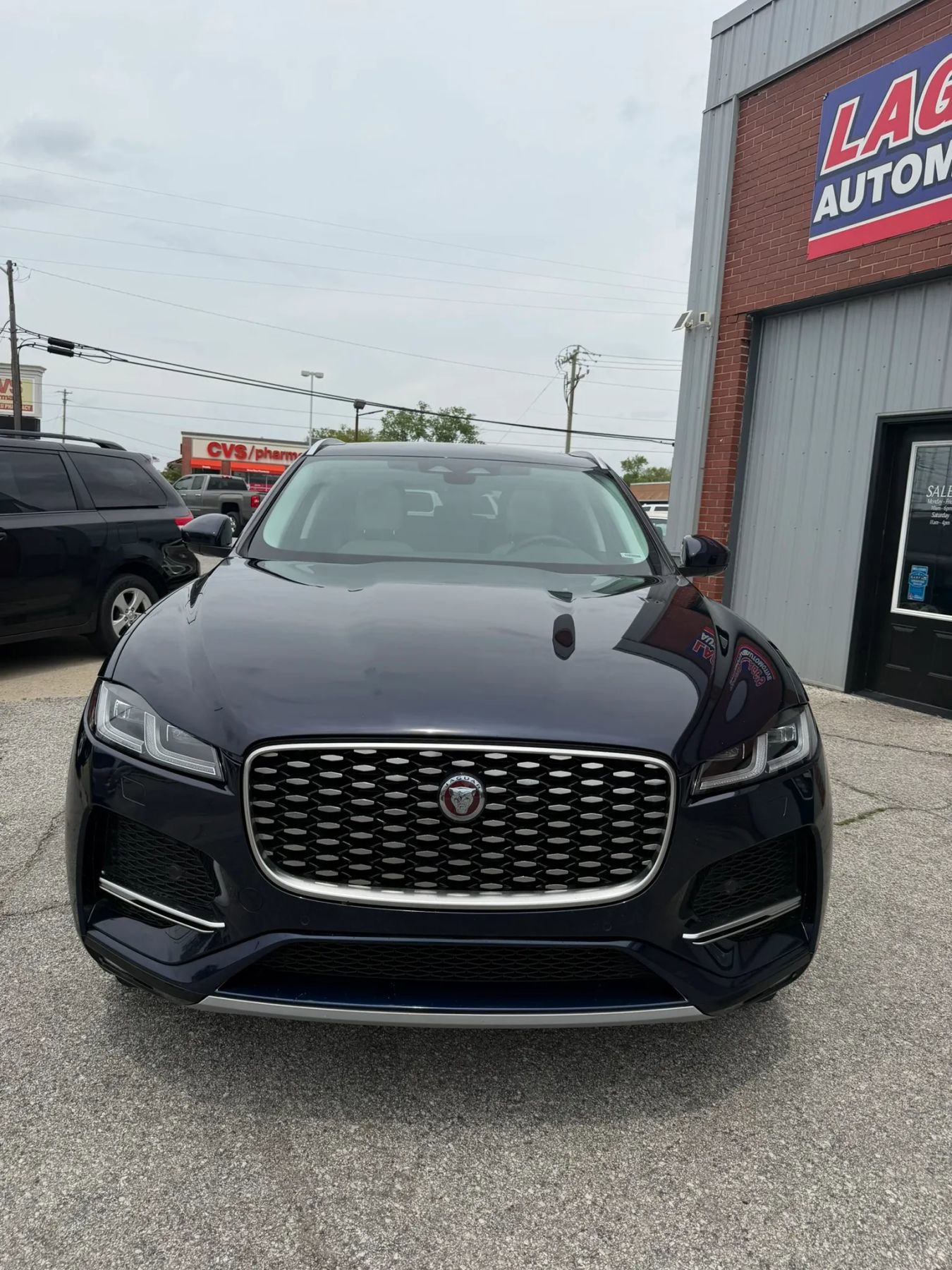 Used 2023 Jaguar F-PACE S AWD/4WD image 3