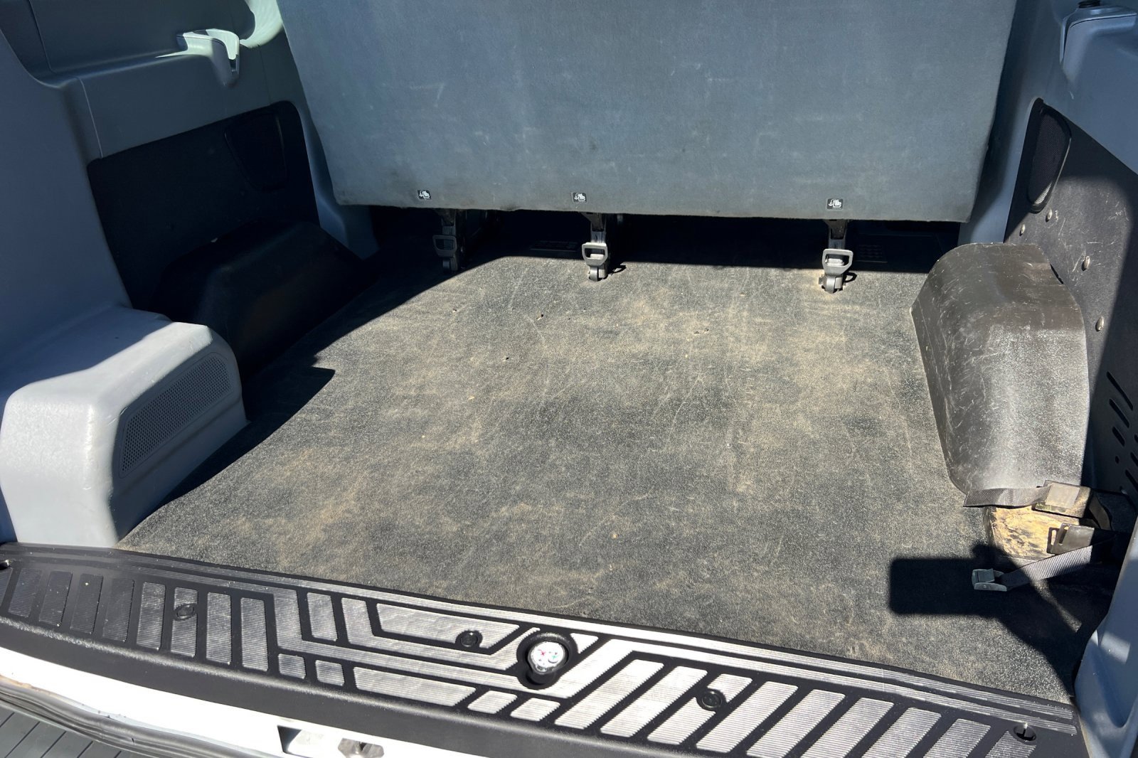 Certified 2018 Ford Transit 150 XL image 17